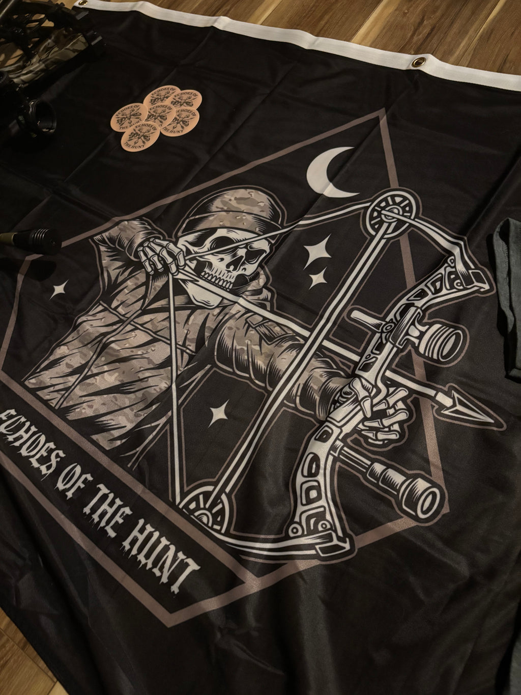 Echoes of the hunt Flag